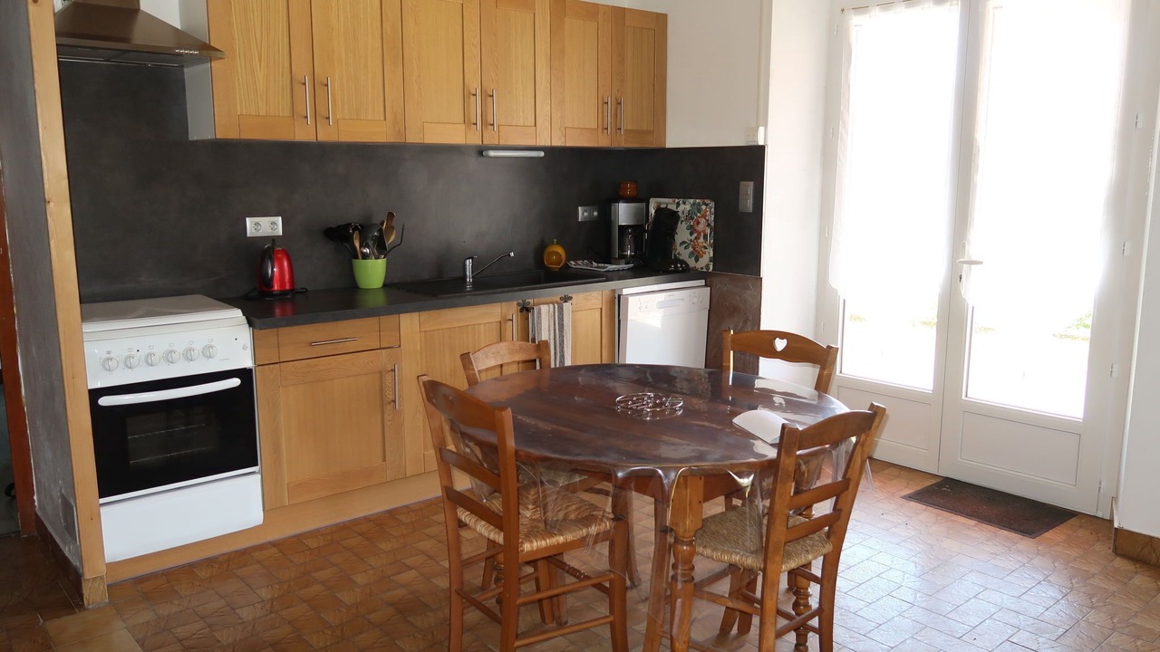 Photo of Kitchen in Usclades-et-Rieutord