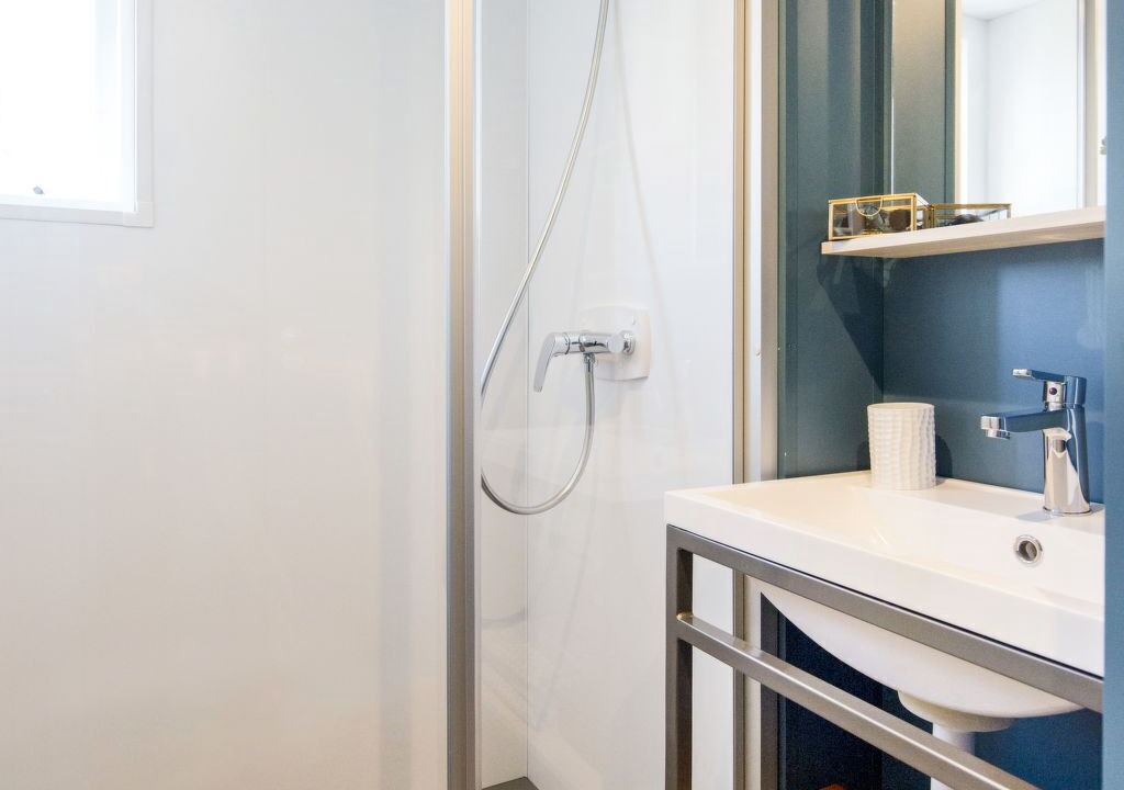 Photo of Bathroom in Les Cabanes de Fleury