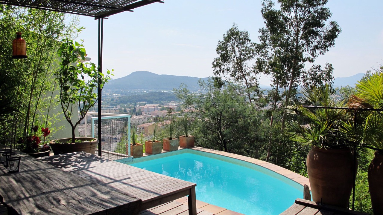 Photo of Outdoor in Hyeres City Centre