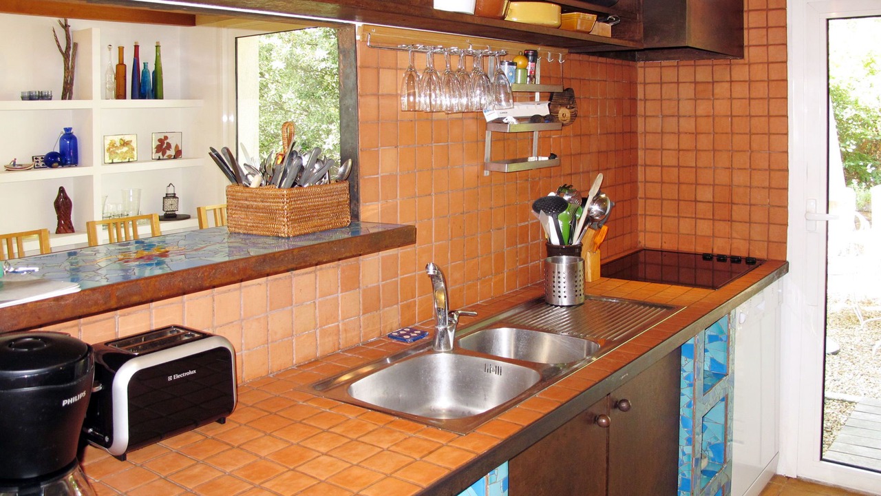 Photo of Kitchen in Hyeres City Centre