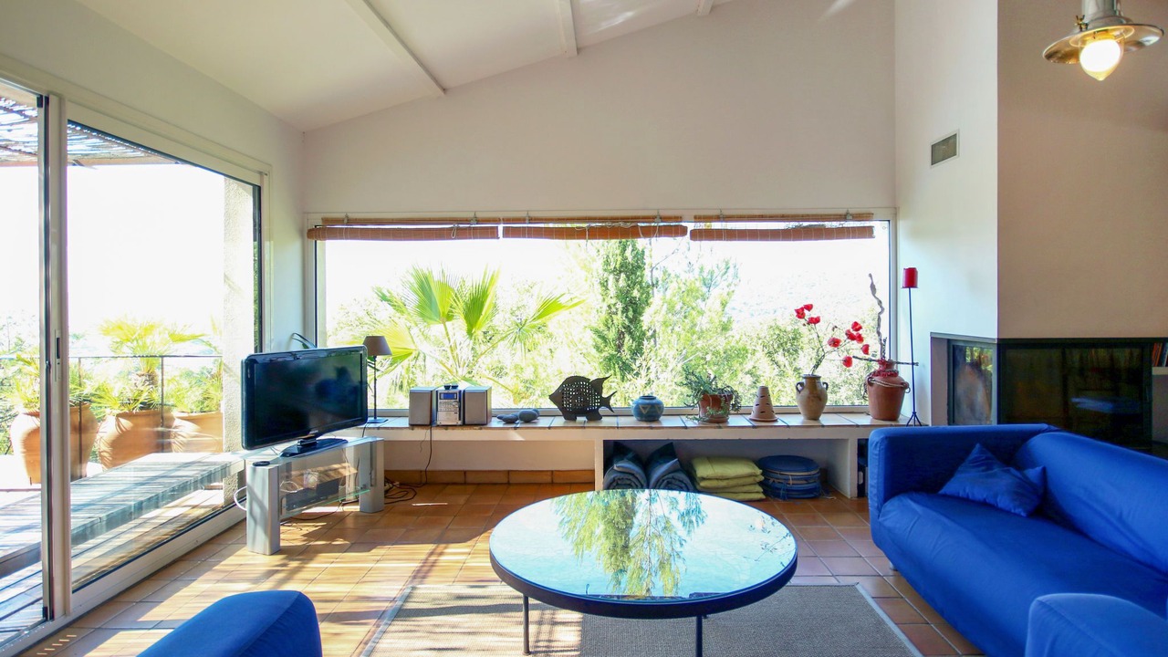 Photo of Livingroom in Hyeres City Centre