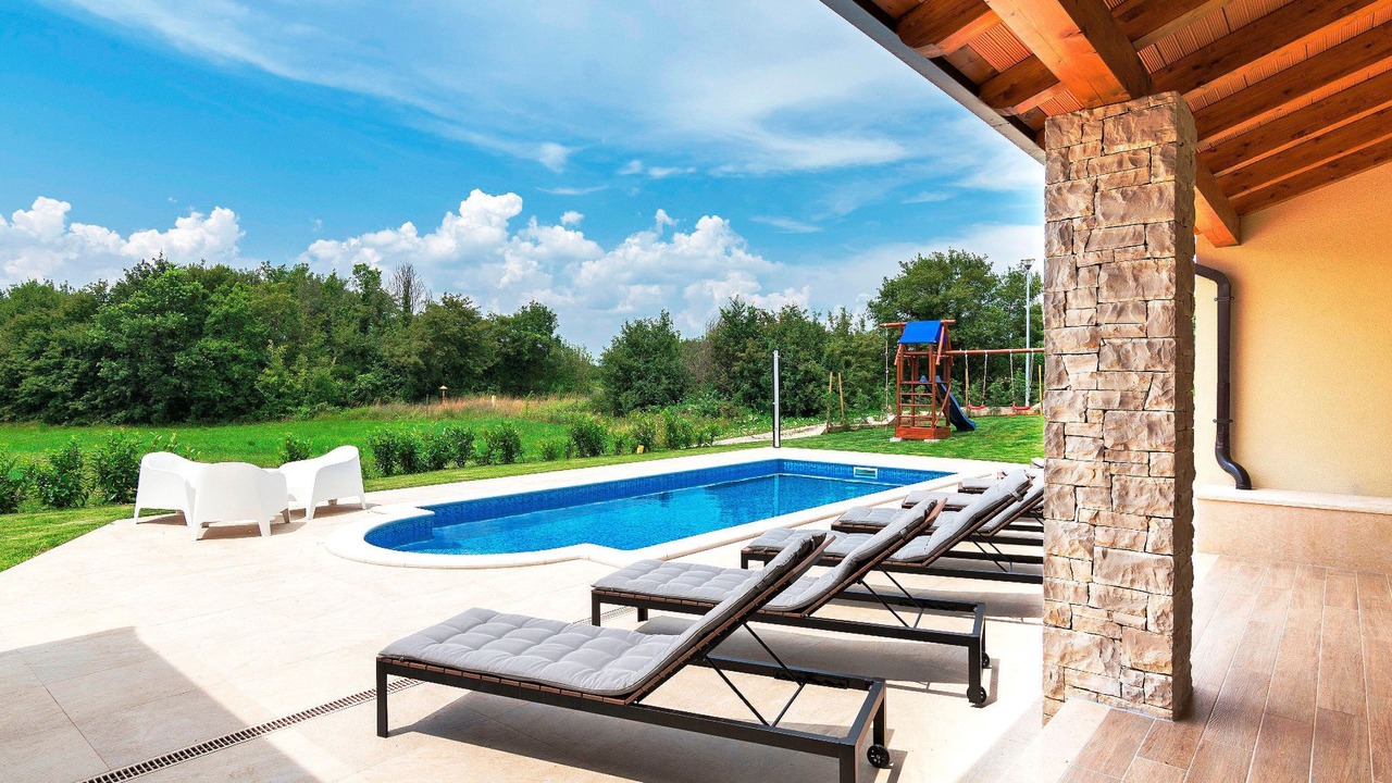 Photo of Outdoor in Nedescina