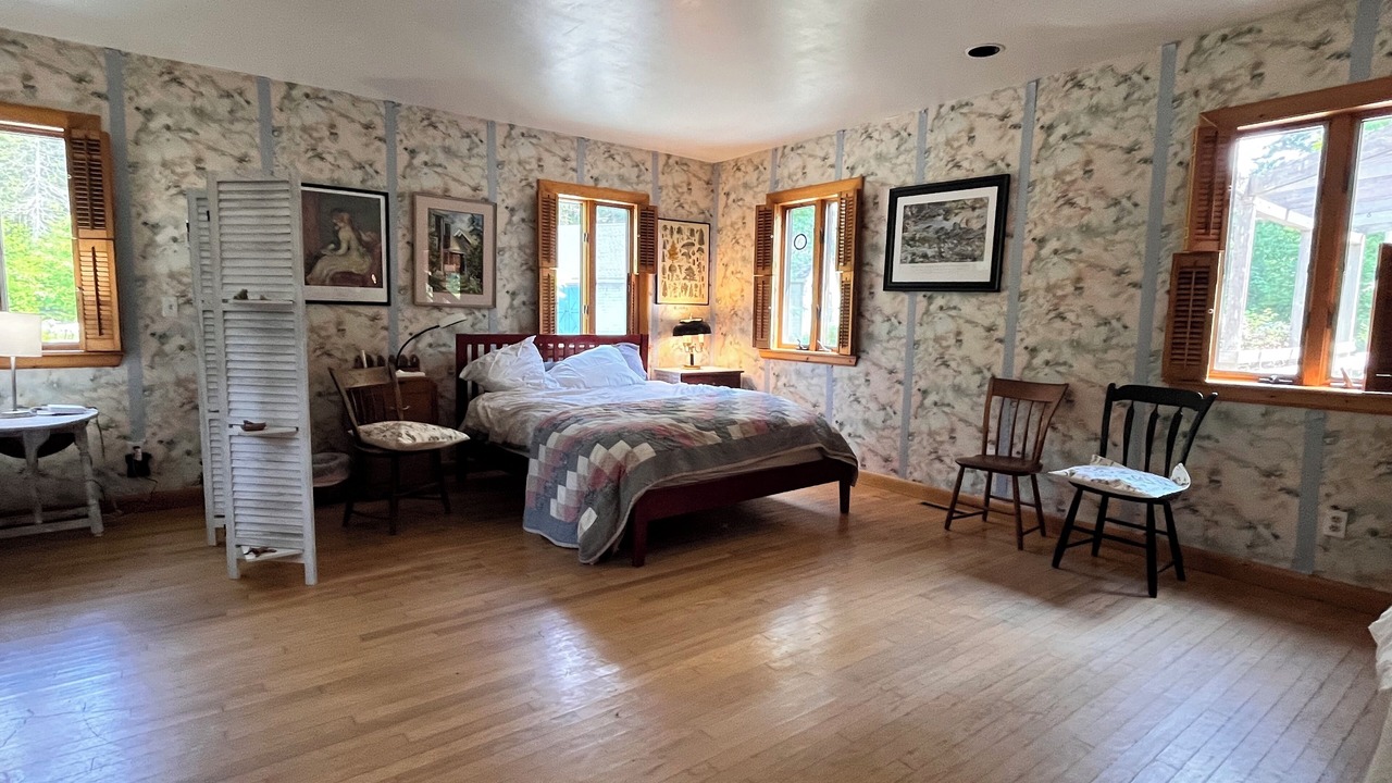 Photo of Others in Surry