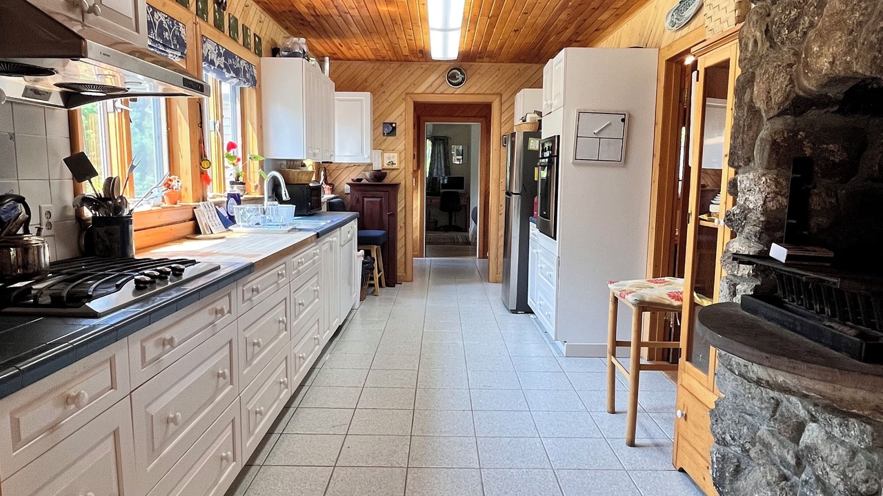 Photo of Others in Surry