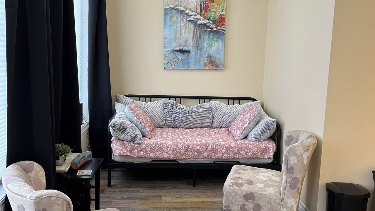 Photo of Livingroom in Canning