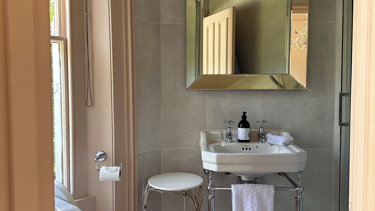 Photo of Bathroom in Midhurst