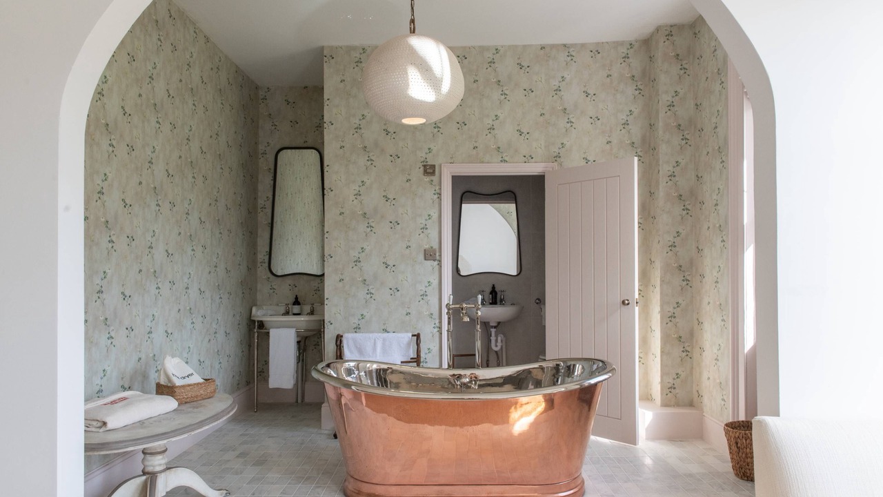 Photo of Bathroom in Midhurst