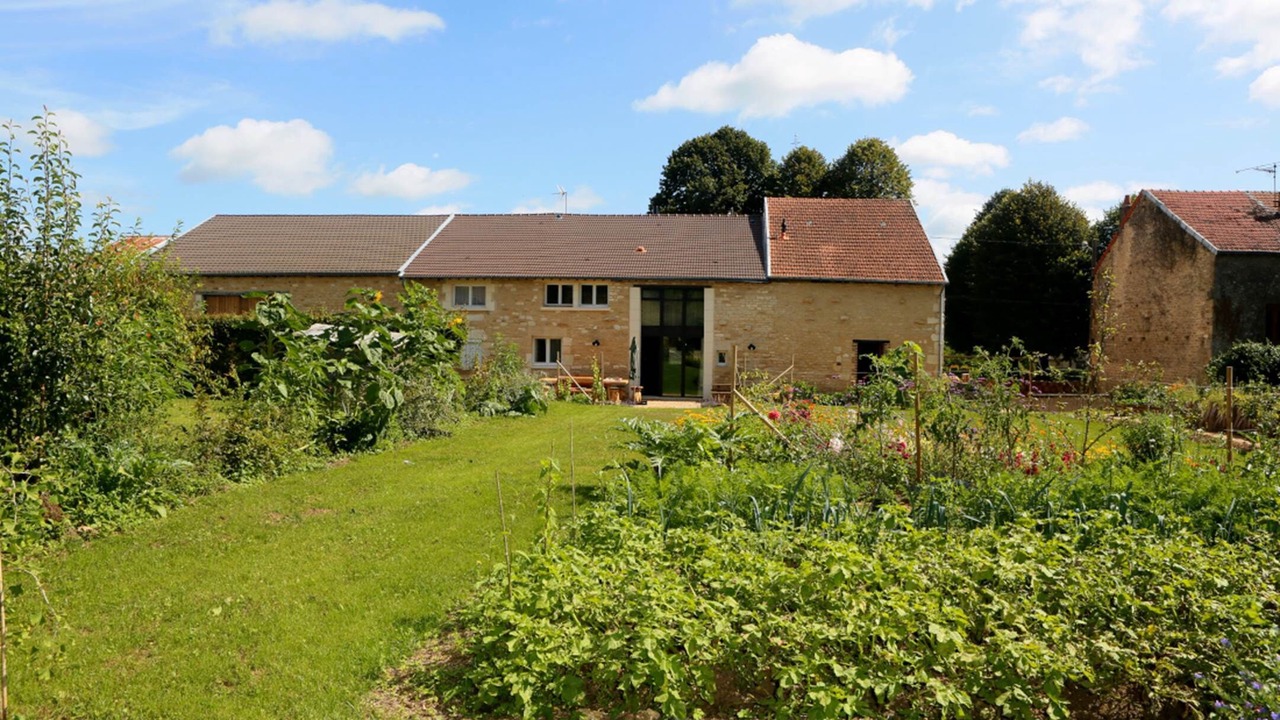 Photo of Outdoor in Bulson