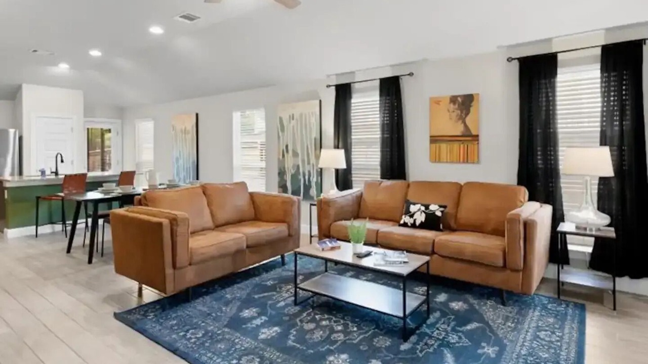 Photo of Livingroom in Travis County