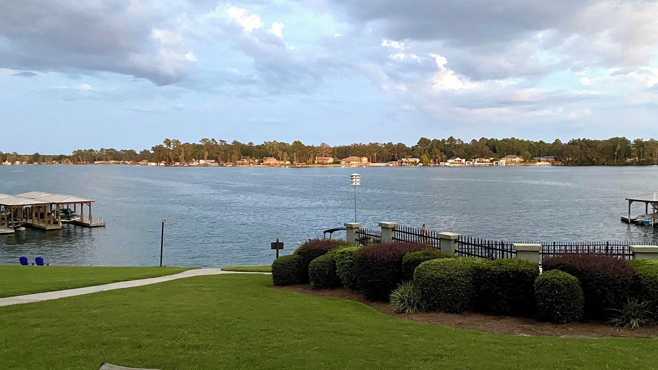 Photo of Outdoor in Lake Park