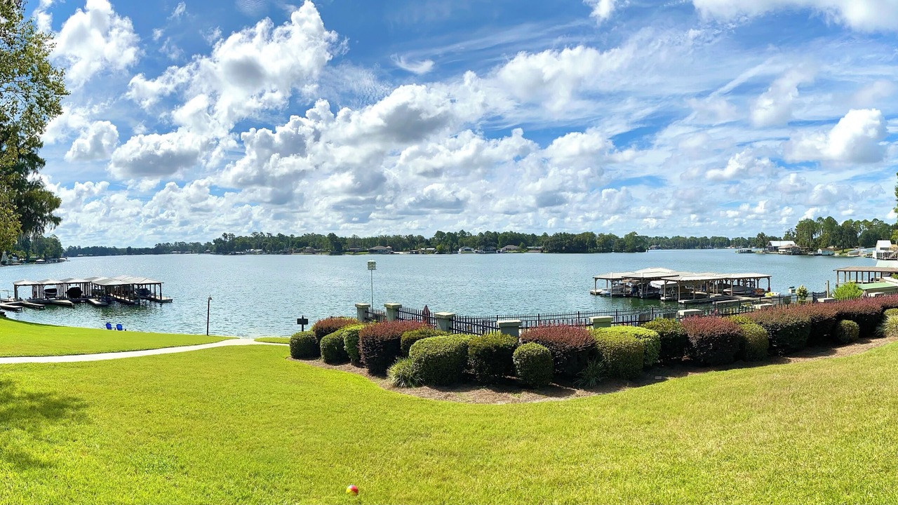 Photo of Outdoor in Lake Park