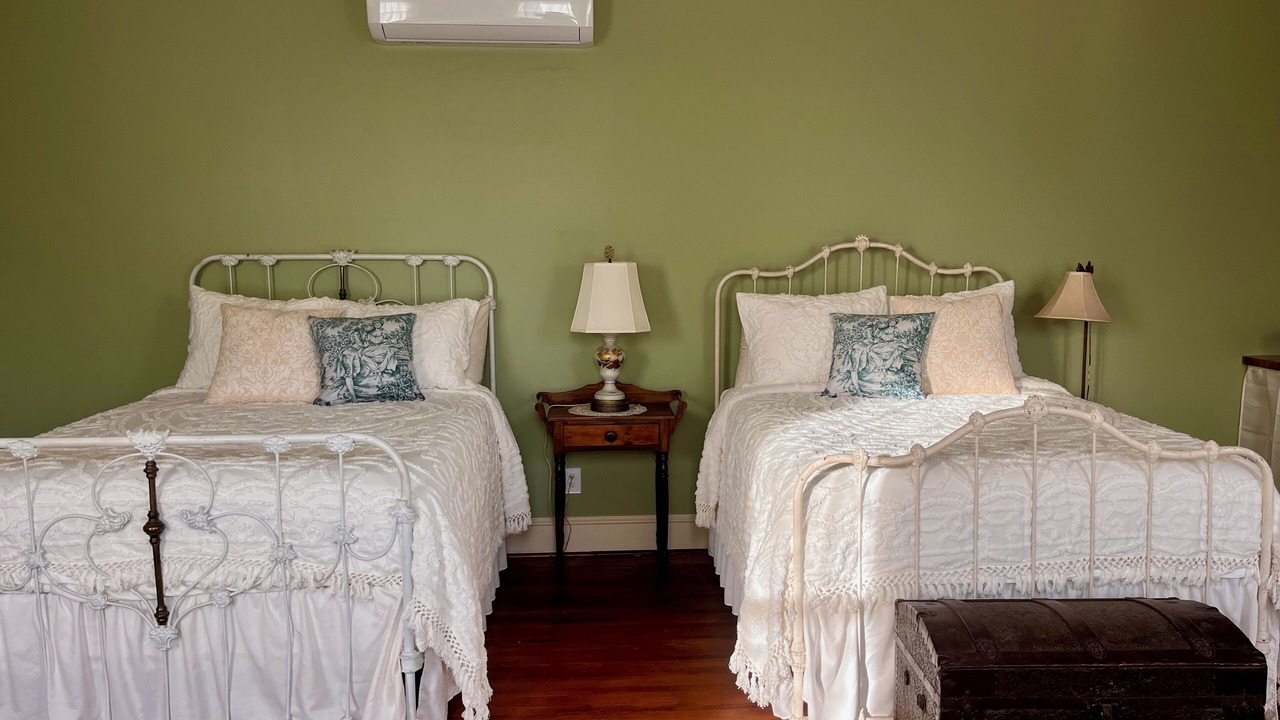 Photo of Bedroom in Welcome