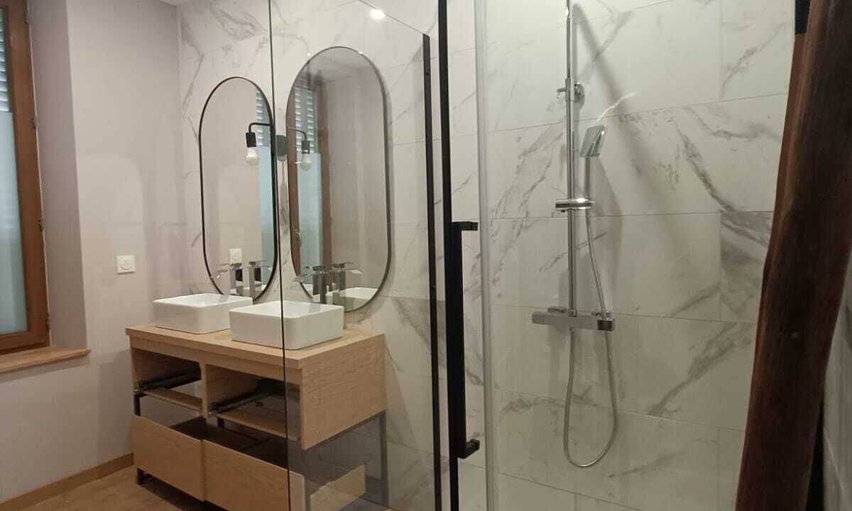 Photo of Others in Murol