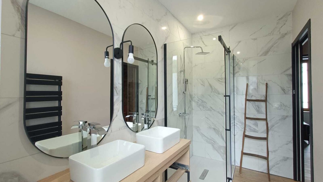 Photo of Others in Murol