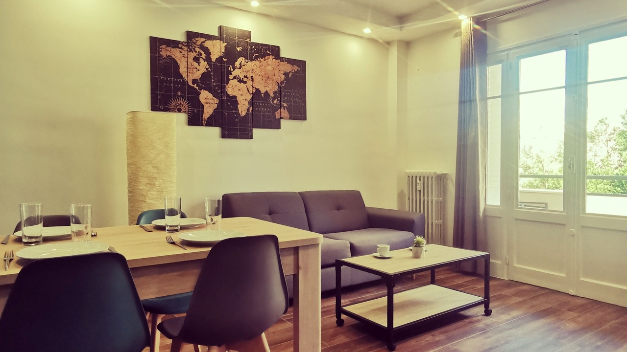 Photo of Others in La Demi - Lune