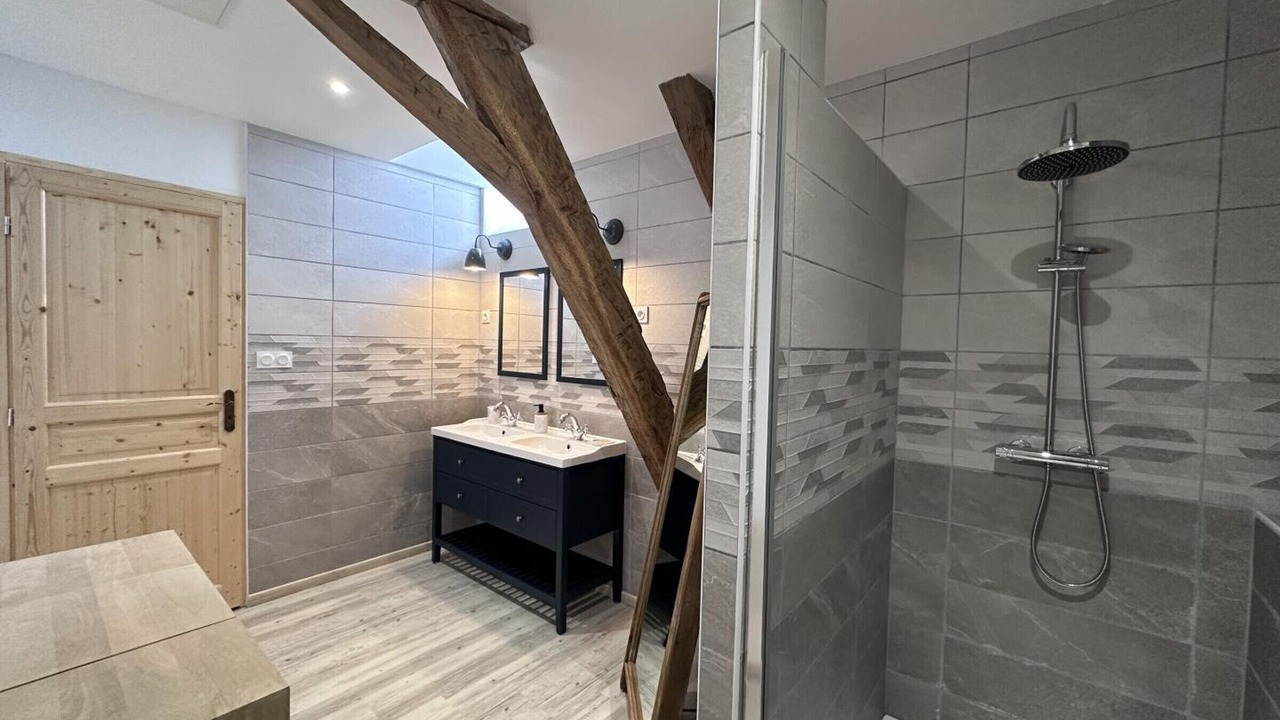 Photo of Bathroom in Rocles