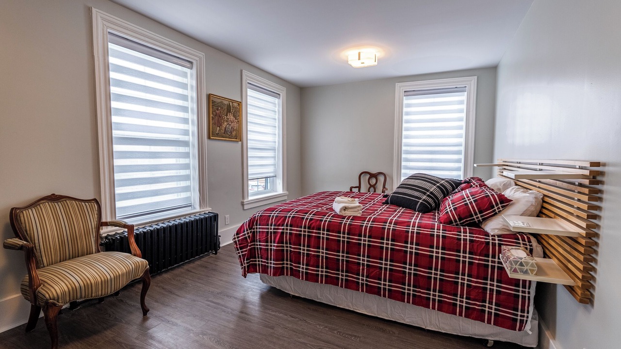 Photo of Bedroom in Alexandria