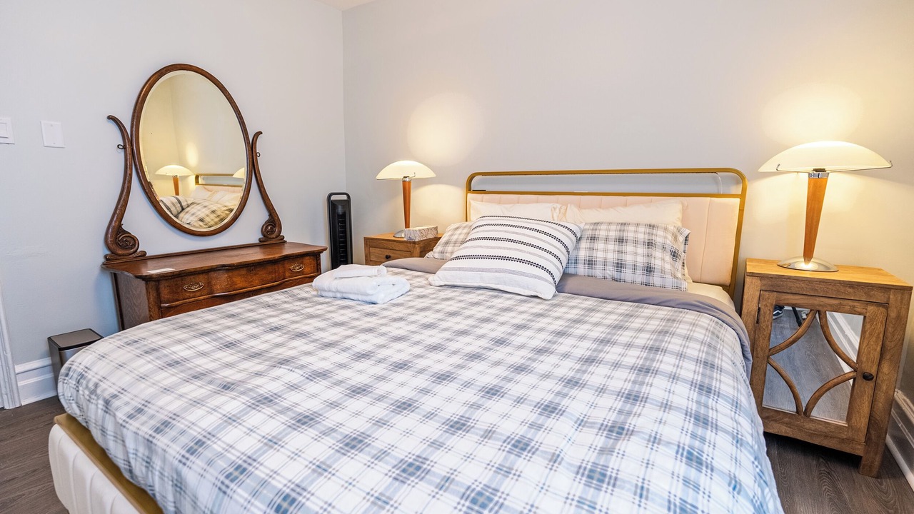 Photo of Bedroom in Alexandria