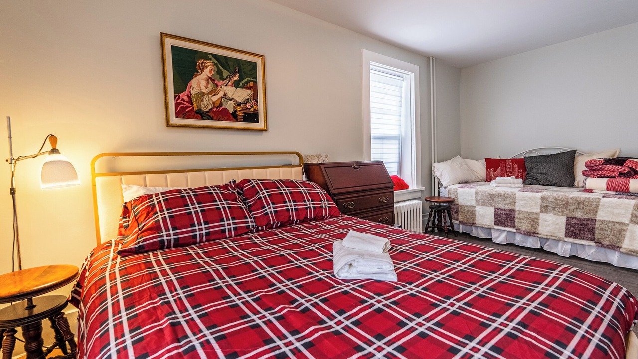 Photo of Bedroom in Alexandria