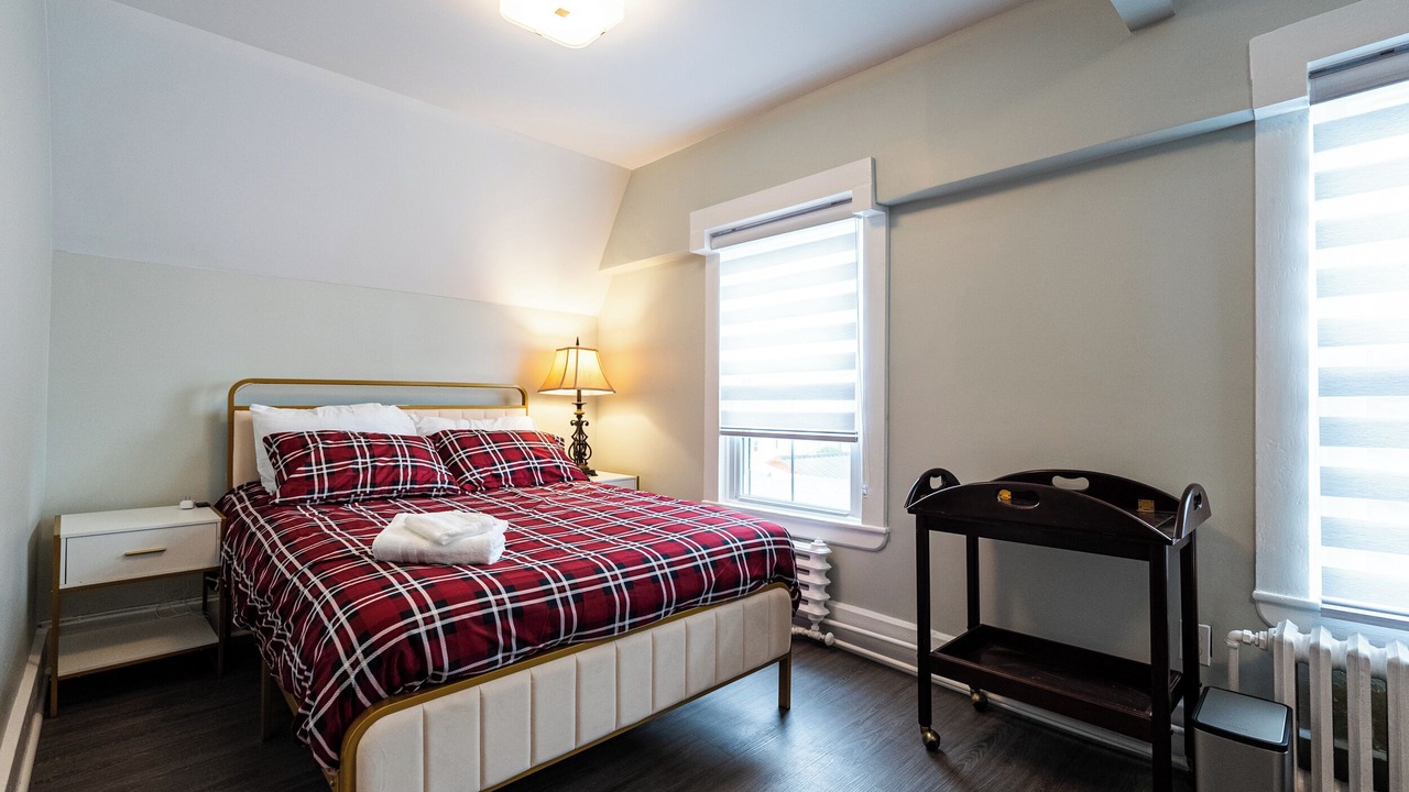 Photo of Bedroom in Alexandria