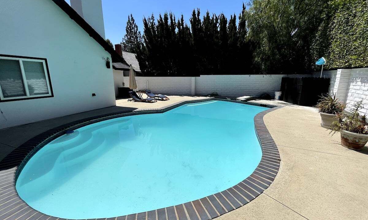 Photo of Outdoor in Canoga Park