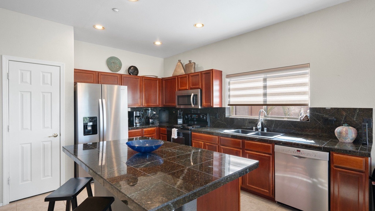 Photo of Kitchen in Legend Trail