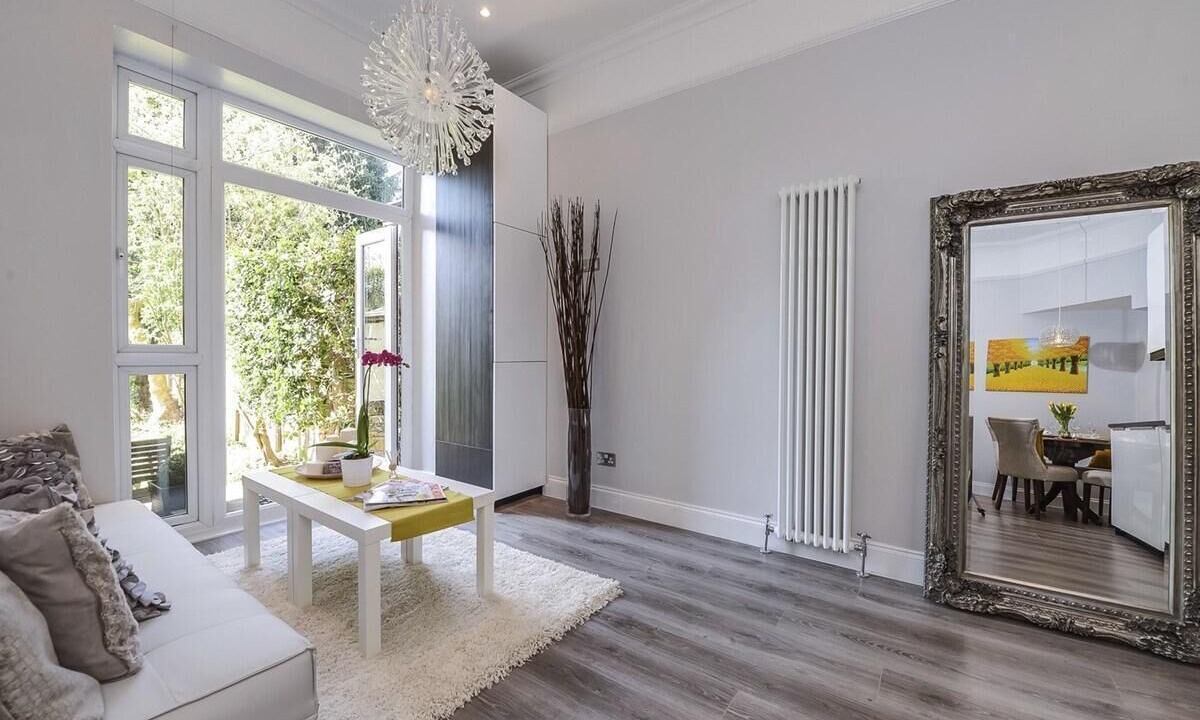 Photo of Others in Ealing Common