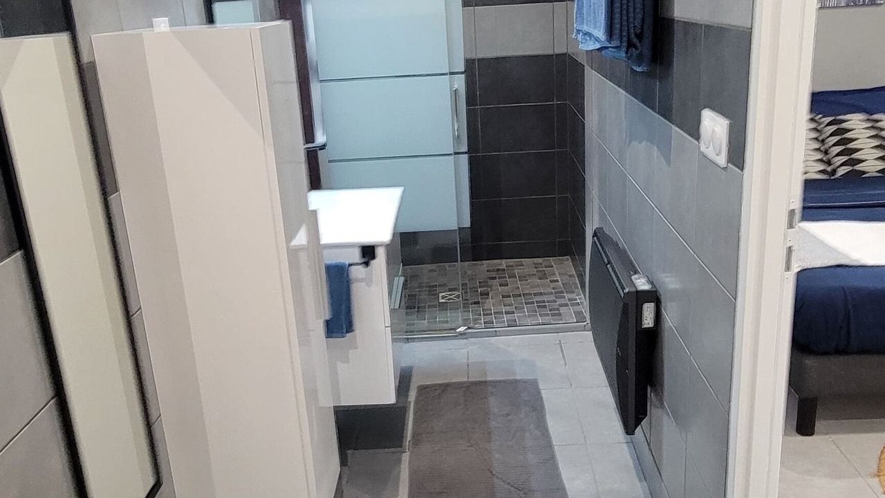 Photo of Bathroom in Ferrieres-les-Verreries