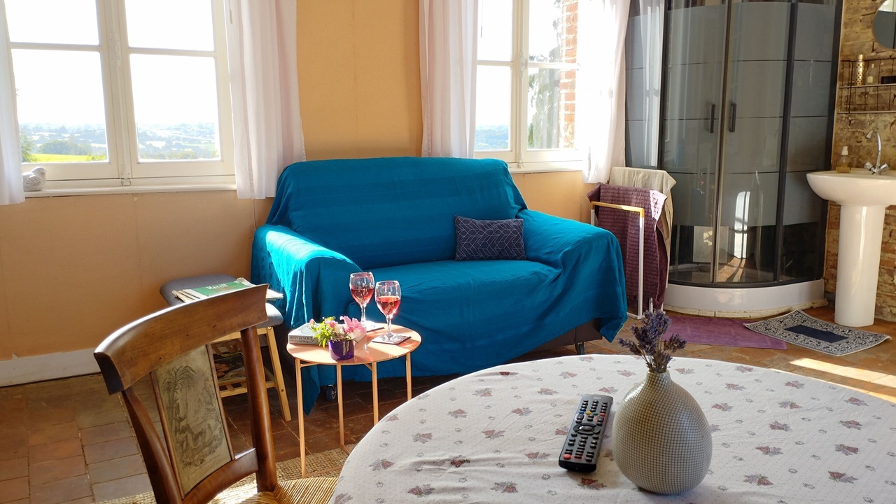 Photo of Livingroom in Glos
