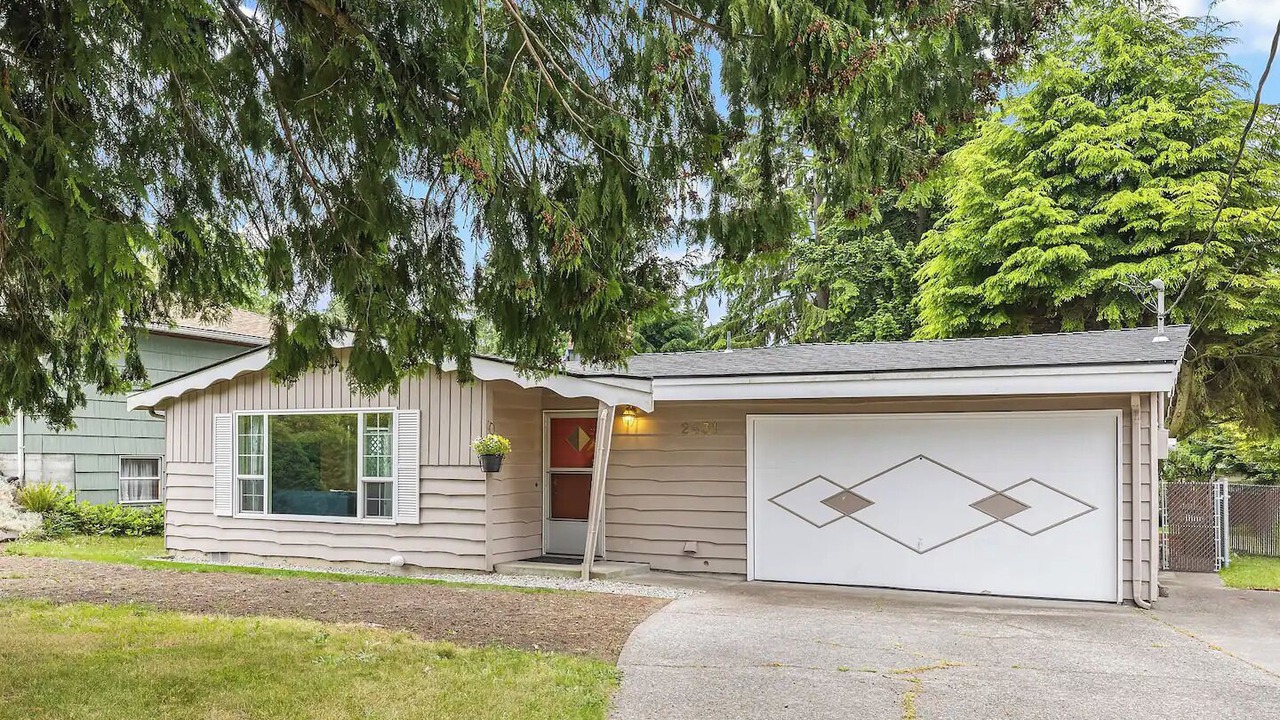 Photo of Outdoor in White Center