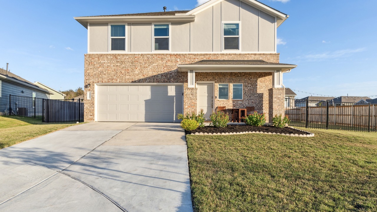 Photo of Outdoor in Del Valle