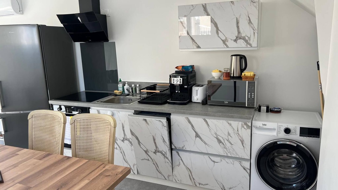 Photo of Kitchen in Satolas-et-Bonce