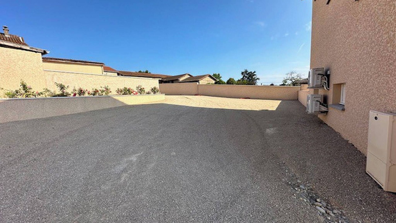 Photo of Outdoor in Satolas-et-Bonce