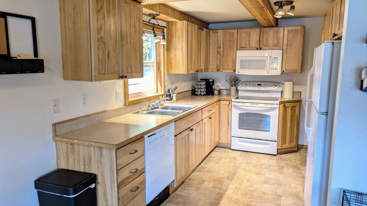 Photo of Kitchen in Fort Lewis