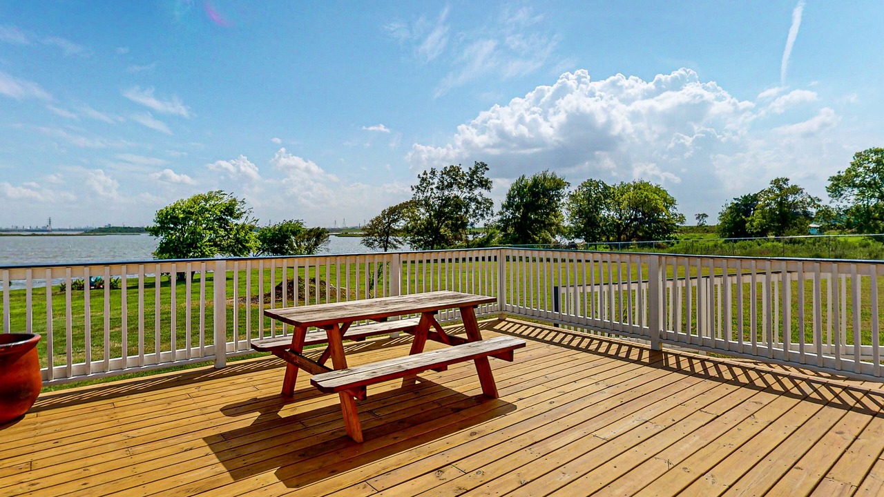 Photo of Outdoor in Barrett