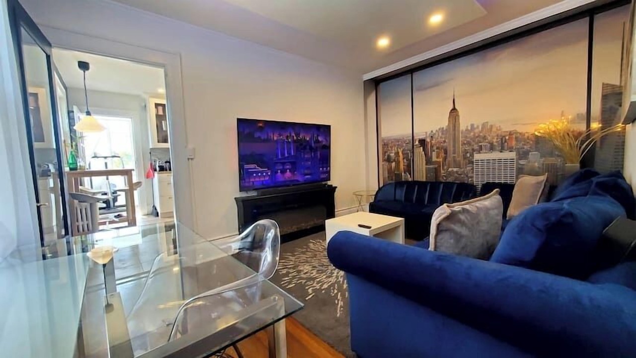 Photo of Bedroom in Cove - East Side - Shippan