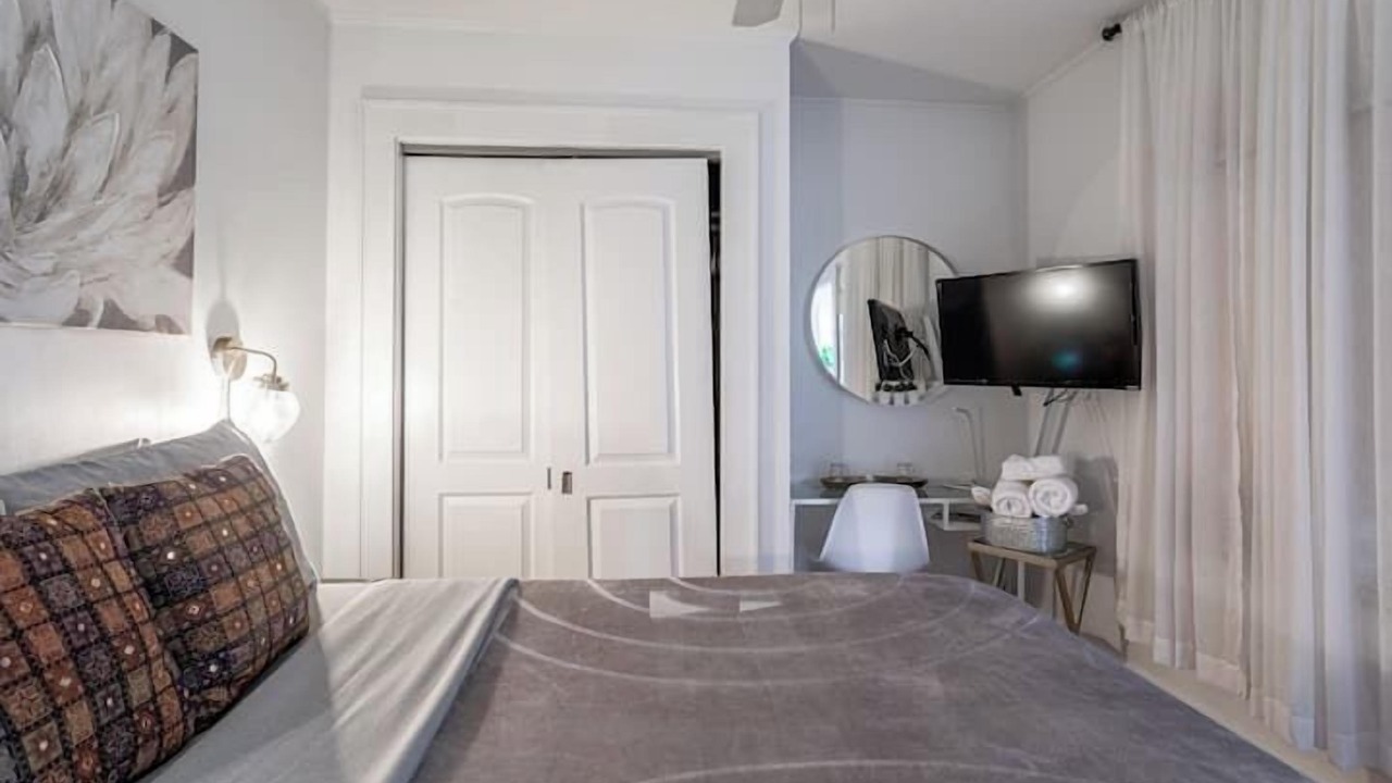 Photo of Others in Cove - East Side - Shippan