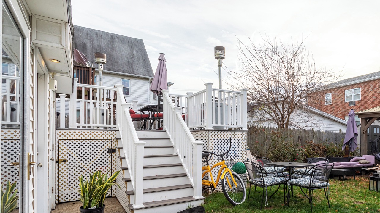 Photo of Outdoor in Cove - East Side - Shippan