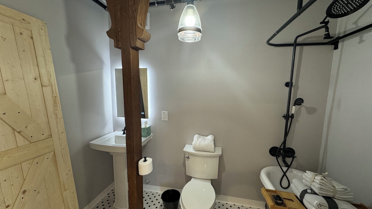 Photo of Bathroom in Historic District
