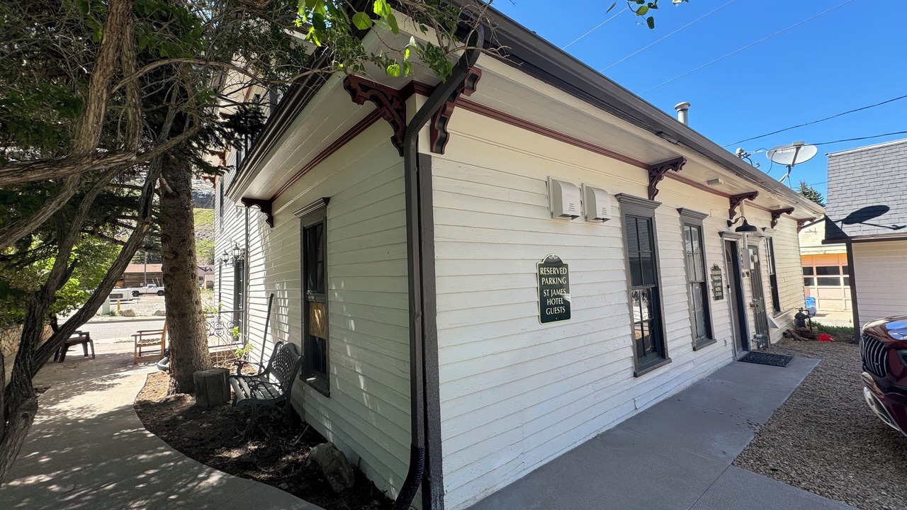 Photo of Patio Balcony in Historic District