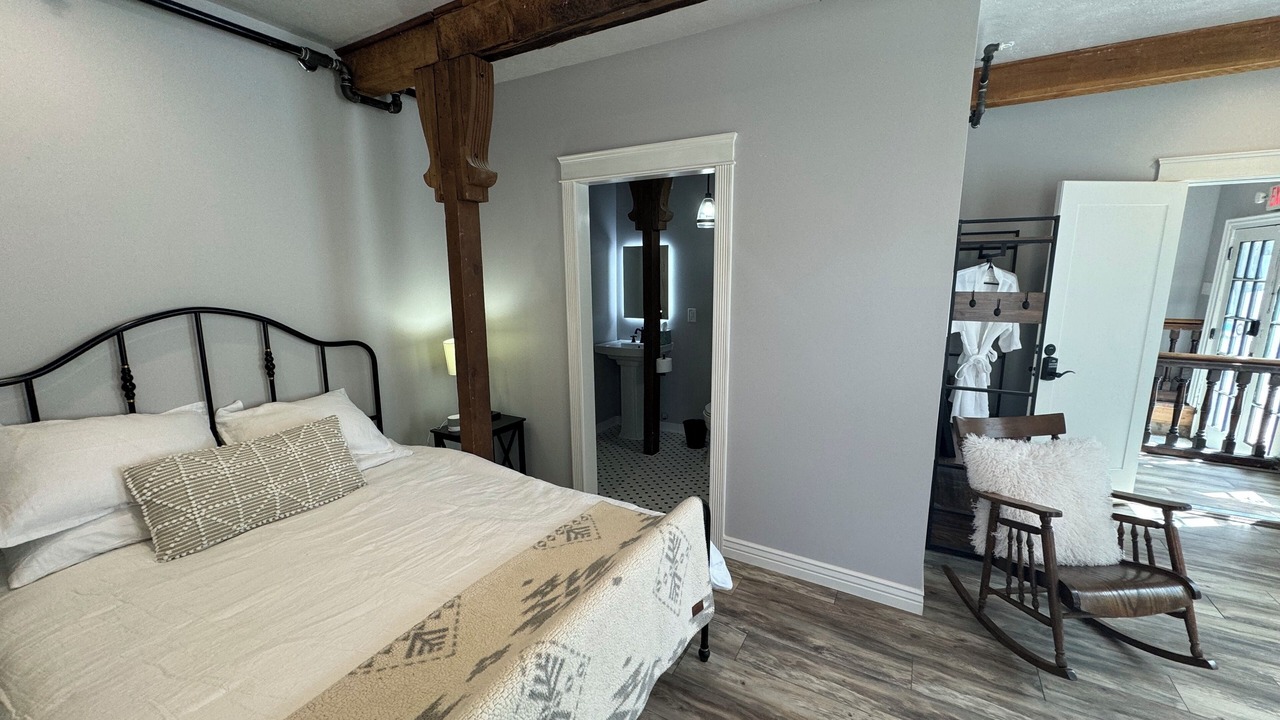 Photo of Bedroom in Historic District