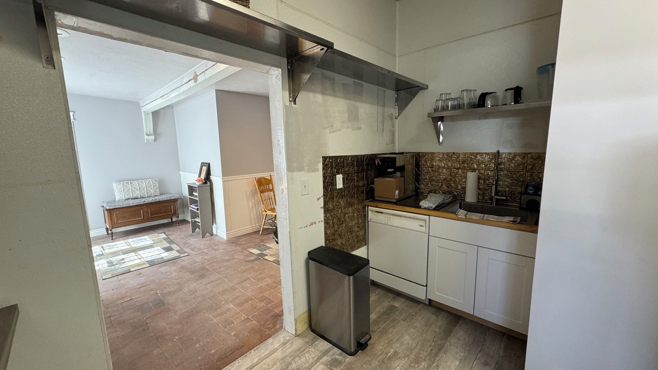 Photo of Kitchen in Historic District