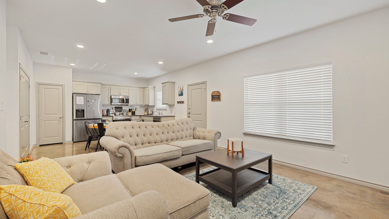 Photo of Livingroom in Lindale