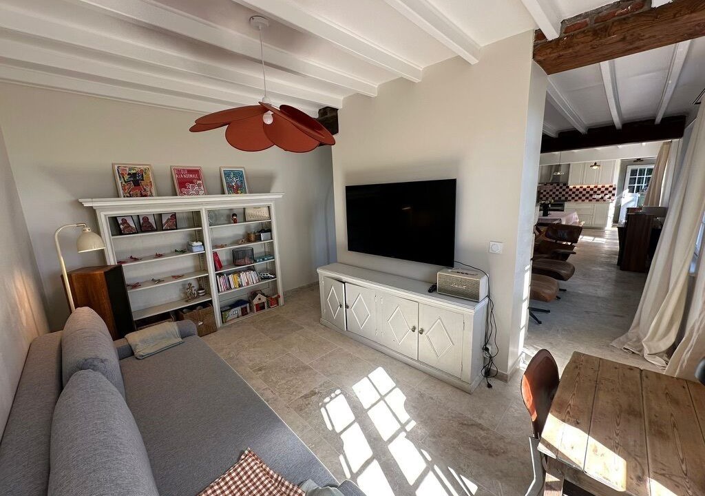 Photo of Livingroom in Beaurepaire