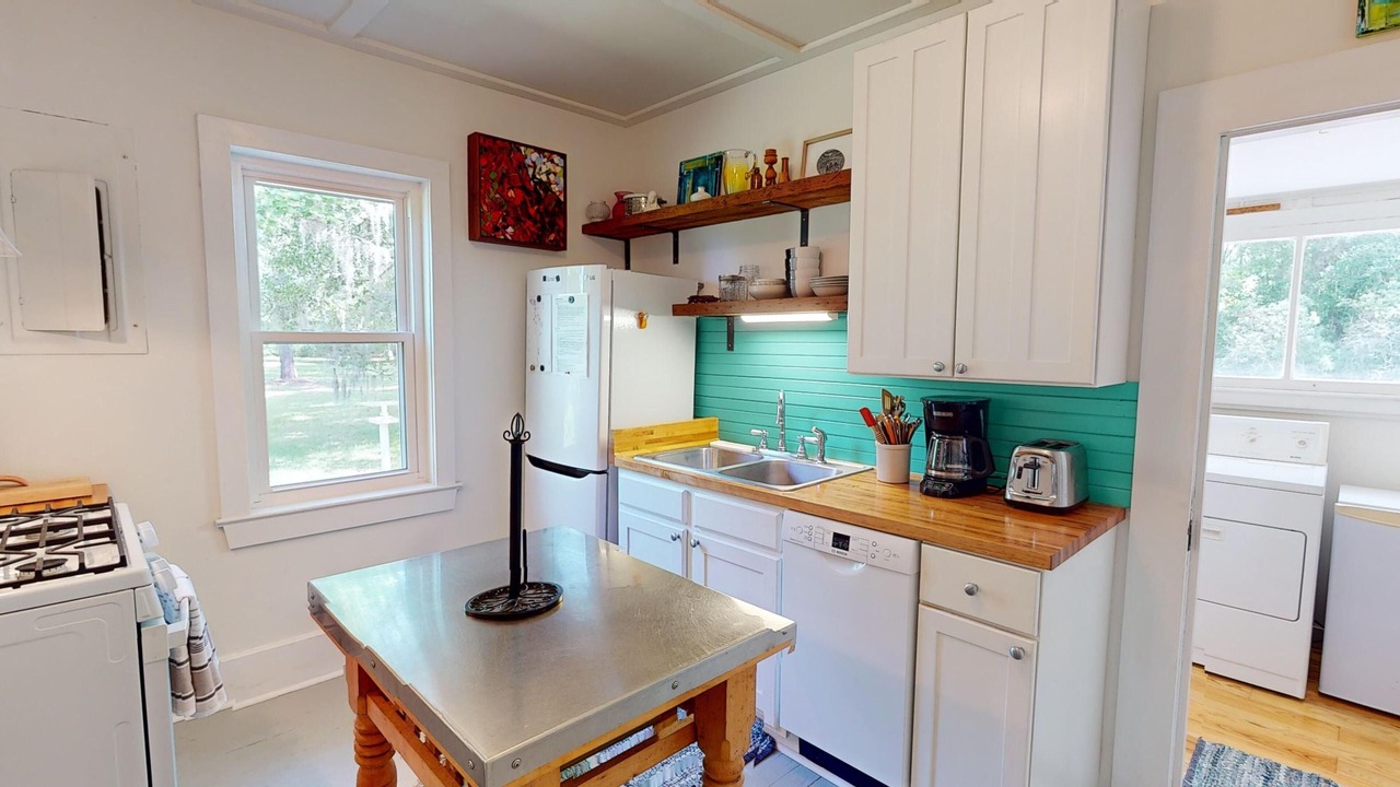 Photo of Kitchen in Edisto Island