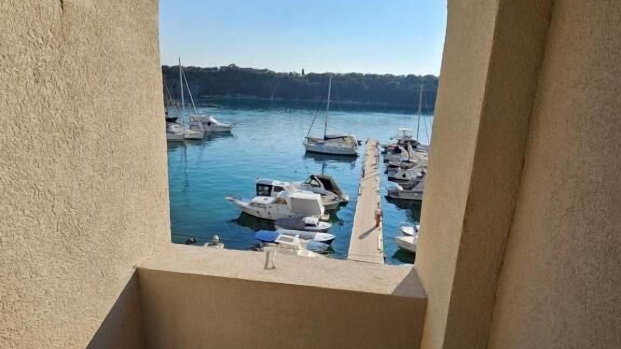 Photo of Patio Balcony in Omisalj