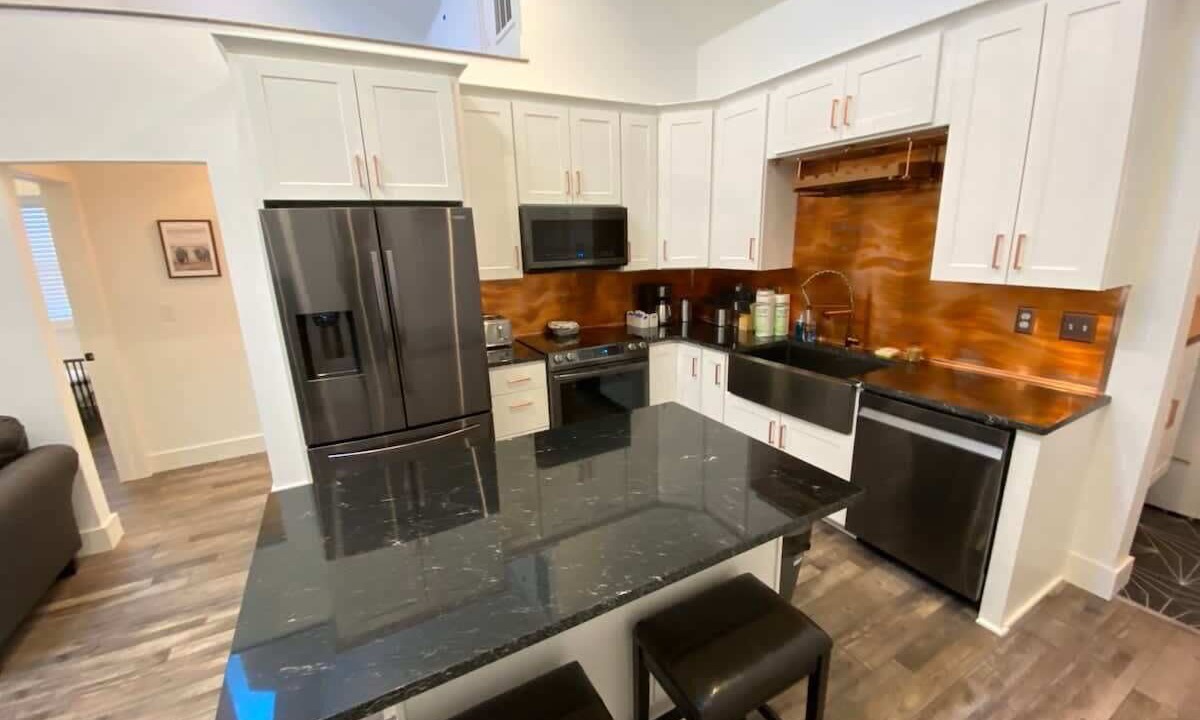 Photo of Kitchen in Chic's Beach