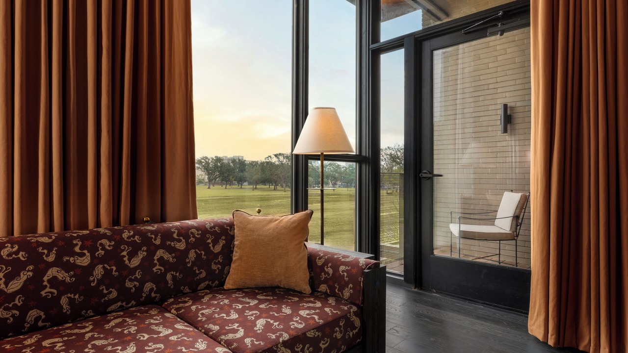 Photo of Bedroom in Neartown
