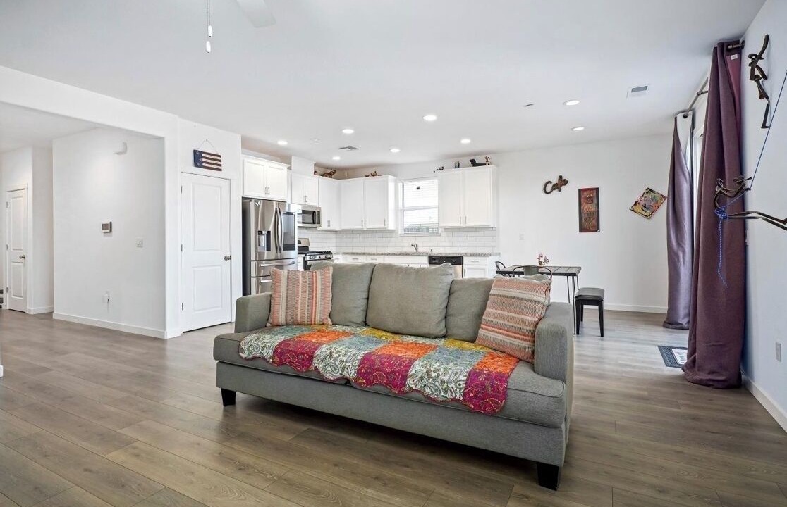 Photo of Livingroom in Copperopolis