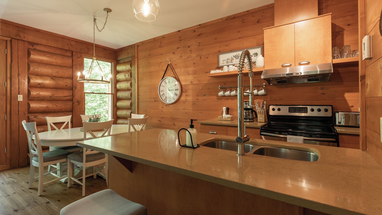 Photo of Kitchen in Lac Superieur Village